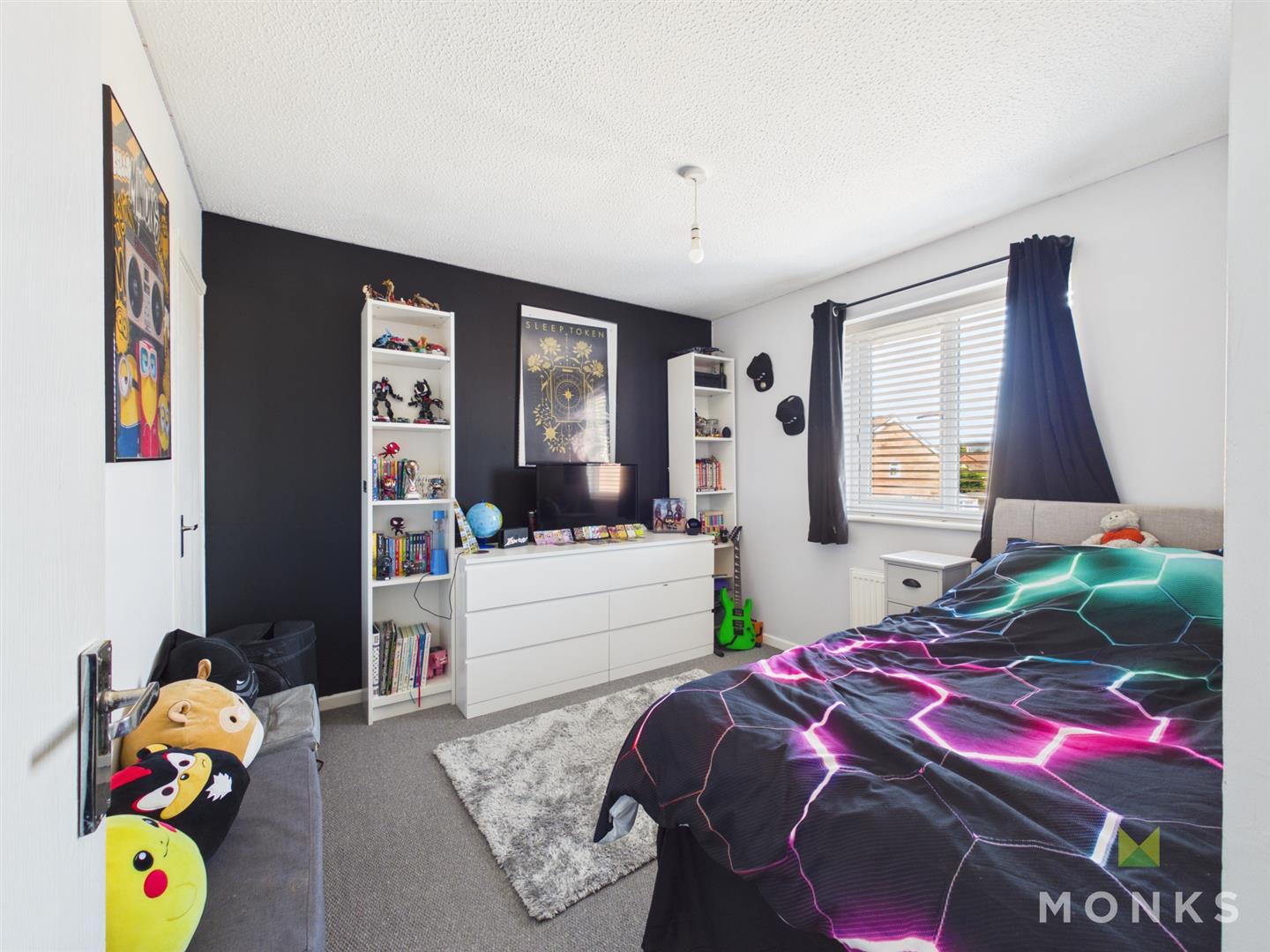11 Meadow Way, Oswestry, SY11 3LY For Sale